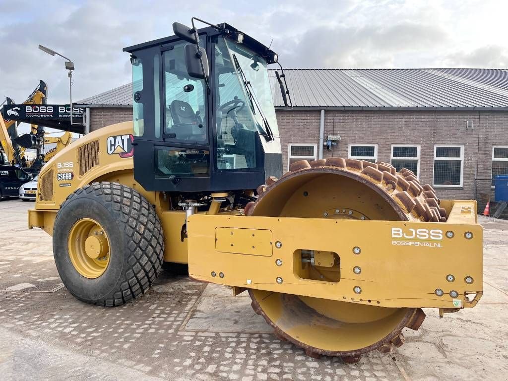 Packer & Walze van het type Sonstige Cat CS66B Excellent Condition / Low Hours / CE, Gebrauchtmaschine in Veldhoven (Foto 7)