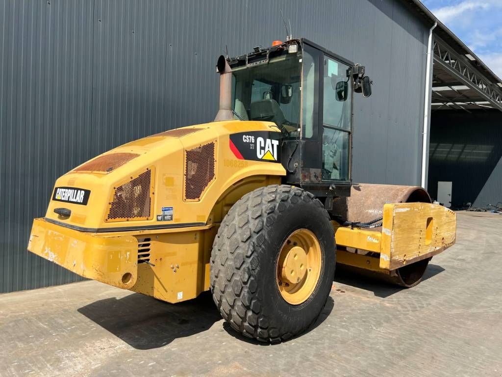 Packer & Walze des Typs Sonstige Cat CS76 XT, Gebrauchtmaschine in Venlo (Bild 4)