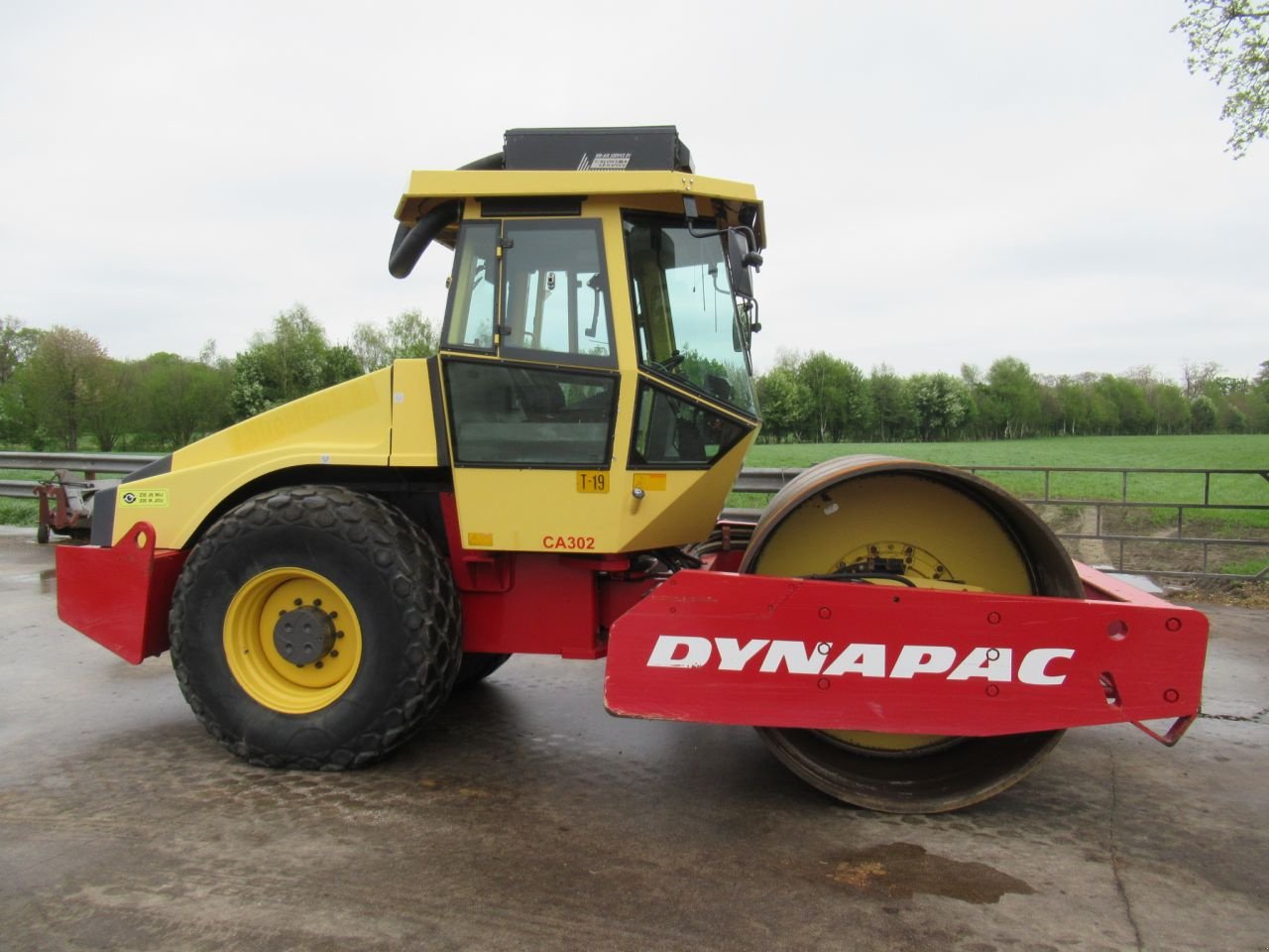 Packer & Walze typu Sonstige Dynapac CA302 D, Gebrauchtmaschine w Borne (Zdjęcie 2)