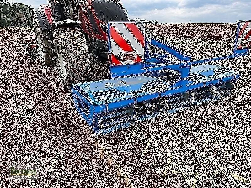 Packer & Walze типа Sonstige F 300 - MESSERWALZE, Gebrauchtmaschine в Unterschneidheim-Zöbingen (Фотография 1)