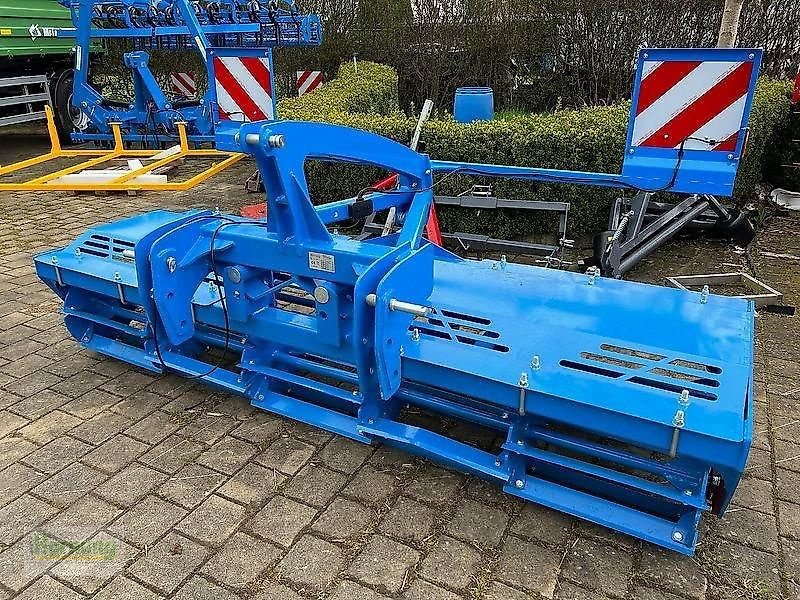 Packer & Walze typu Sonstige F 300 - MESSERWALZE, Vorführmaschine w Unterschneidheim-Zöbingen (Zdjęcie 1)