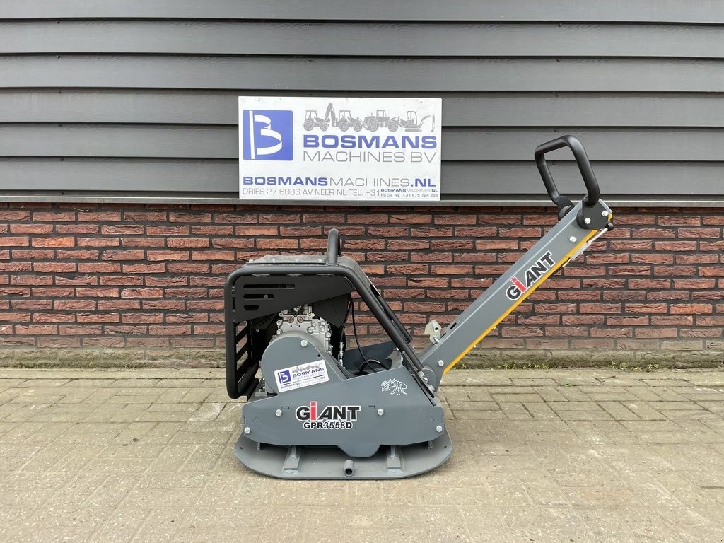 Packer & Walze του τύπου Sonstige Giant GPR3558D trilplaat NIEUW, Neumaschine σε Neer (Φωτογραφία 1)