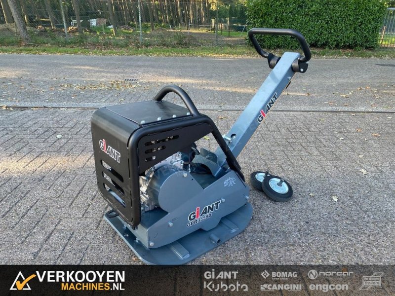 Packer & Walze van het type Sonstige Giant GPR3558D Trilplaat, Neumaschine in Vessem (Foto 1)