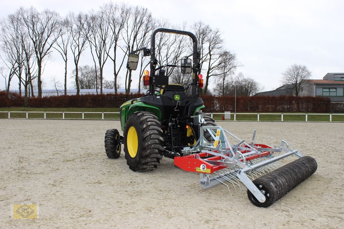 Packer & Walze типа Sonstige Reitplatzplaner Platz-Max NL-FF, Neumaschine в Beelen (Фотография 1)