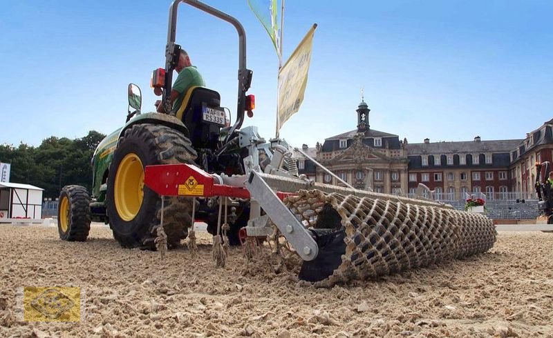 Packer & Walze typu Sonstige Reitplatzplaner Platz-Max NL-GW, Neumaschine v Beelen (Obrázek 1)