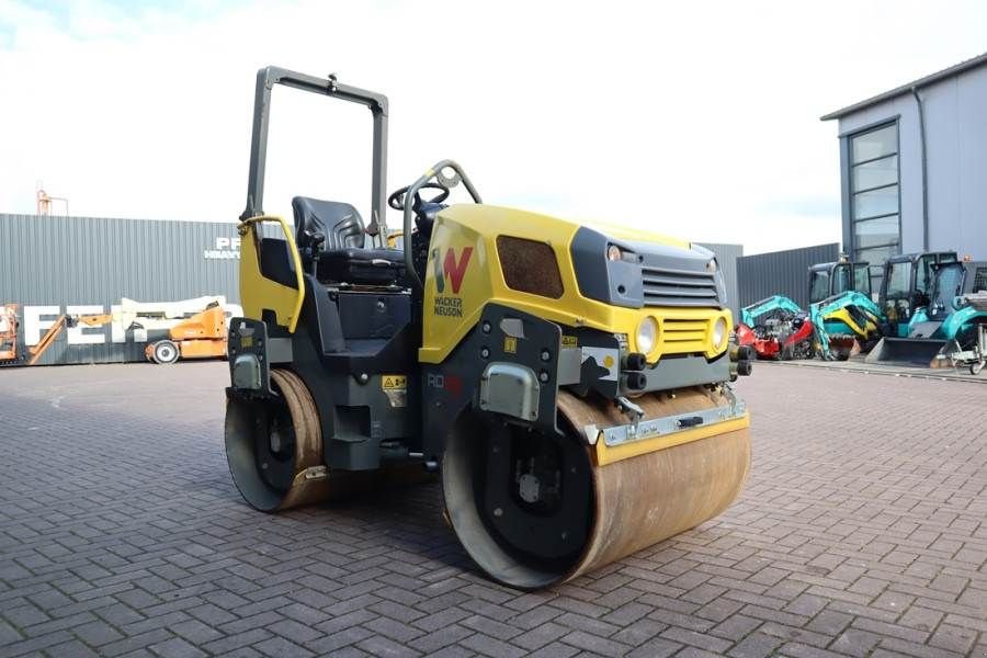 Packer & Walze of the type Wacker Neuson RD28-120 Diesel, Front And Rear Vibrating Smooth D, Gebrauchtmaschine in Groenlo (Picture 8)