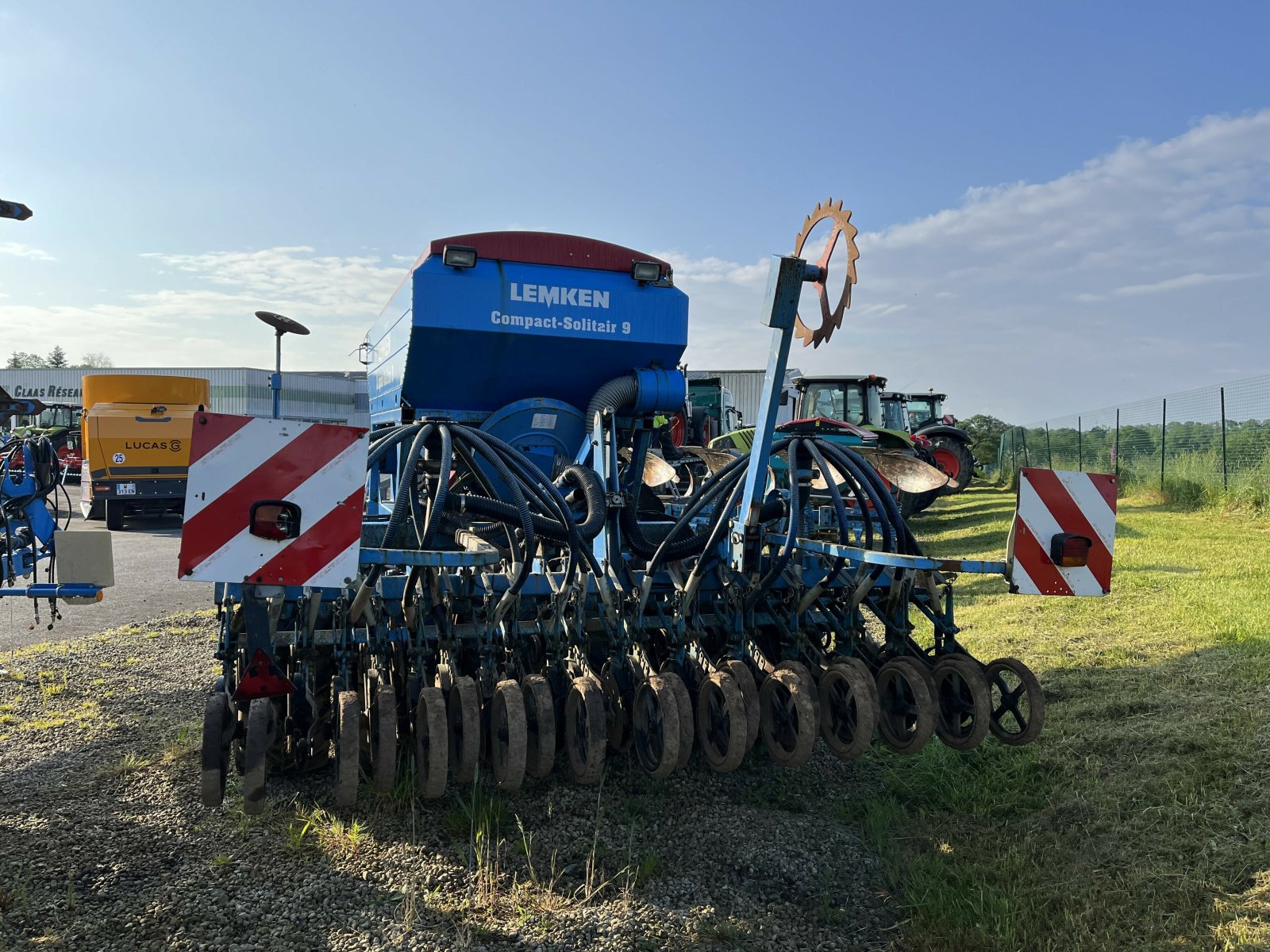 Pflanzmaschine Türe ait Lemken SEMOIR SOLITAIR 9/300-DS, Gebrauchtmaschine içinde PONTIVY (resim 5)