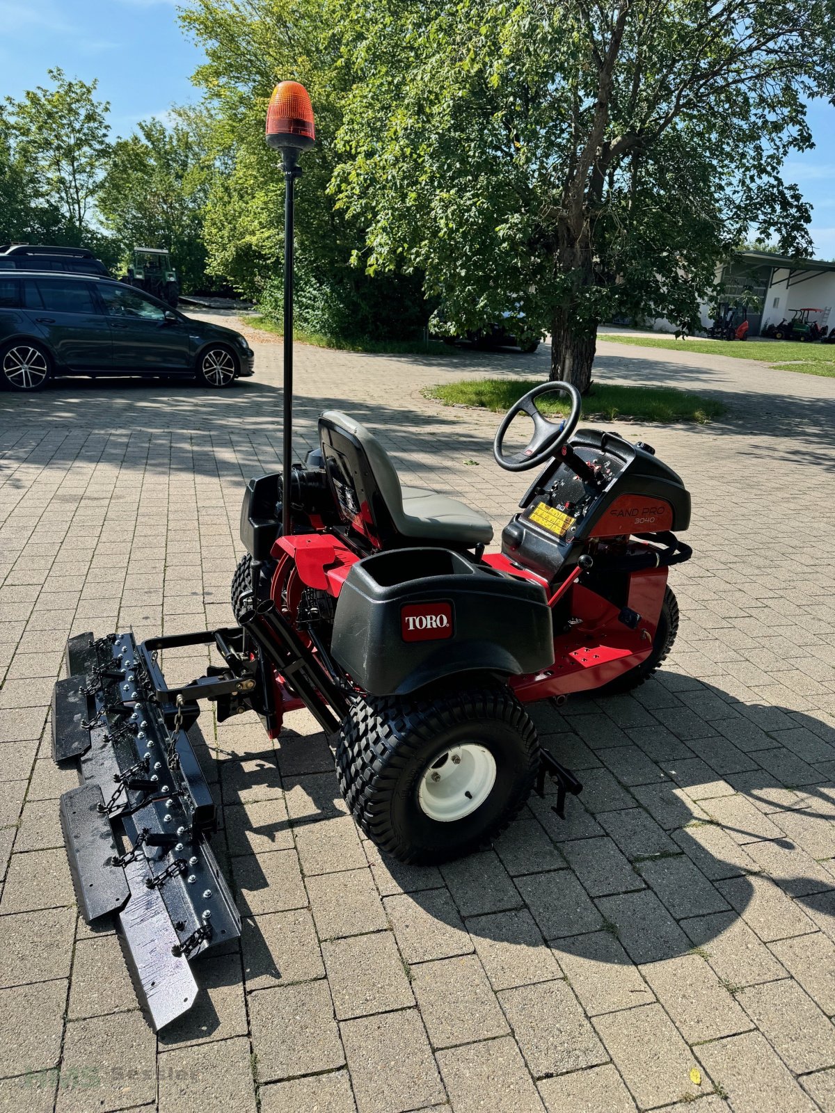 Pflegefahrzeug & Pflegegerät типа Toro Sand Pro 3040, Gebrauchtmaschine в Weidenbach (Фотография 4)