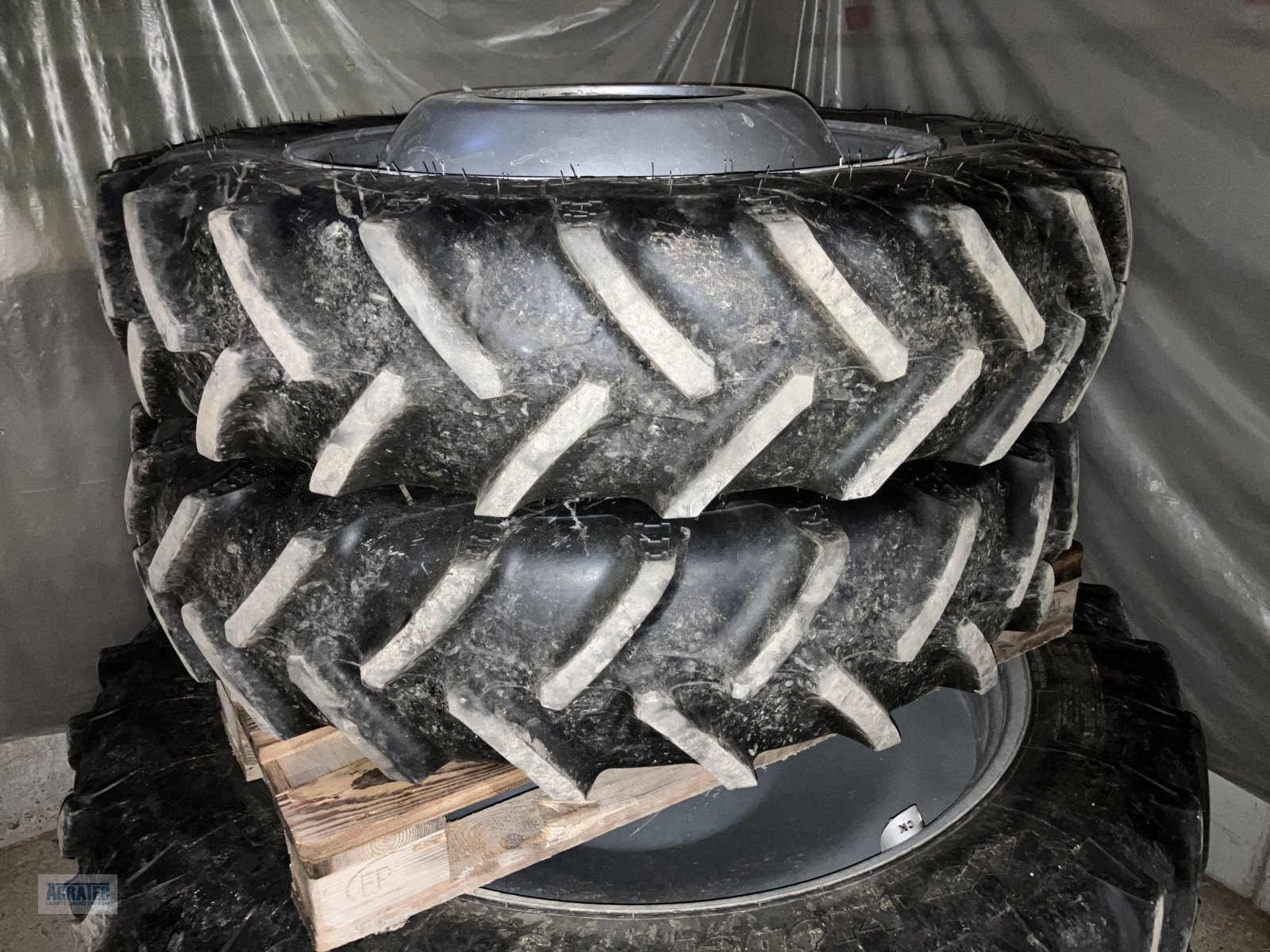 Pflegerad za tip BKT 270/95 R32, Gebrauchtmaschine u Salching bei Straubing (Slika 1)