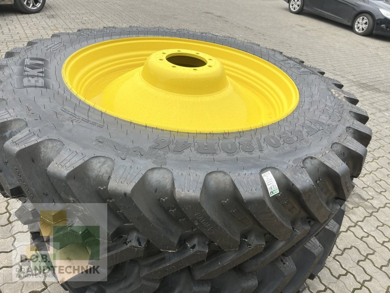 Pflegerad от тип BKT Pflegeräder 2250 Spur 480/80R46 Pflegerad, Neumaschine в Langweid am Lech (Снимка 1)