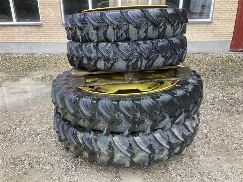 Pflegerad от тип Sonstige 270/95R36   340/85R48, Gebrauchtmaschine в Store Heddinge