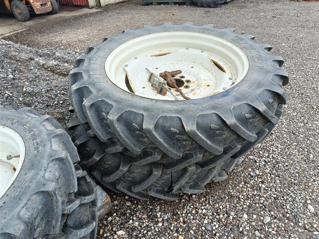 Pflegerad van het type Sonstige Sprøjte hjulsæt, for280/85 R 28 og bag 340/85 R38, Gebrauchtmaschine in Egtved (Foto 4)