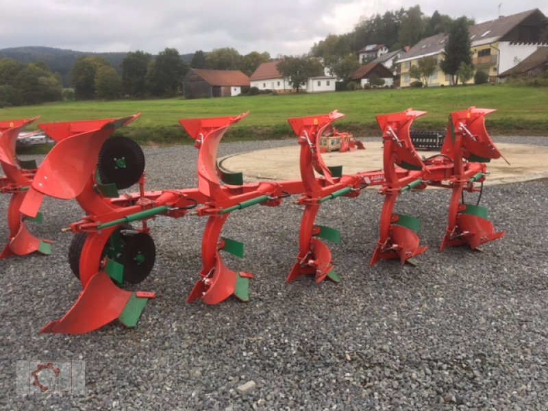 Pflug del tipo Agro-Masz POH 5 hydraulische Steinsicherung, Neumaschine en Tiefenbach