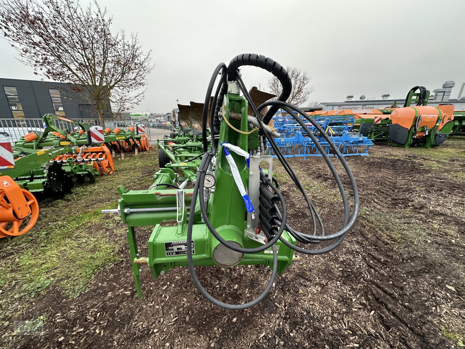 Pflug du type Amazone CAYROS XM 4-950 VS, Neumaschine en Vöhringen (Photo 4)