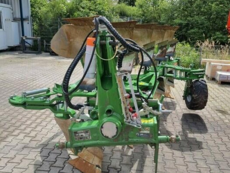 Pflug des Typs Amazone CAYROS XMS 5-950, Gebrauchtmaschine in Meppen-Versen (Bild 1)