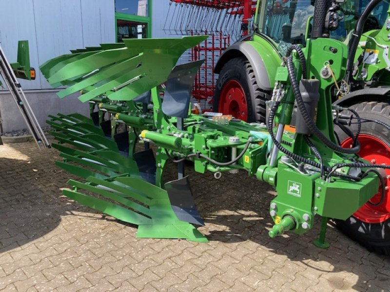 Pflug del tipo Amazone Teres 300 V 5+0 100, Neumaschine In Gudensberg (Immagine 1)