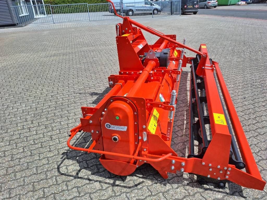 Pflug tipa Boxer GF 300 XL, Neumaschine u Borne (Slika 4)