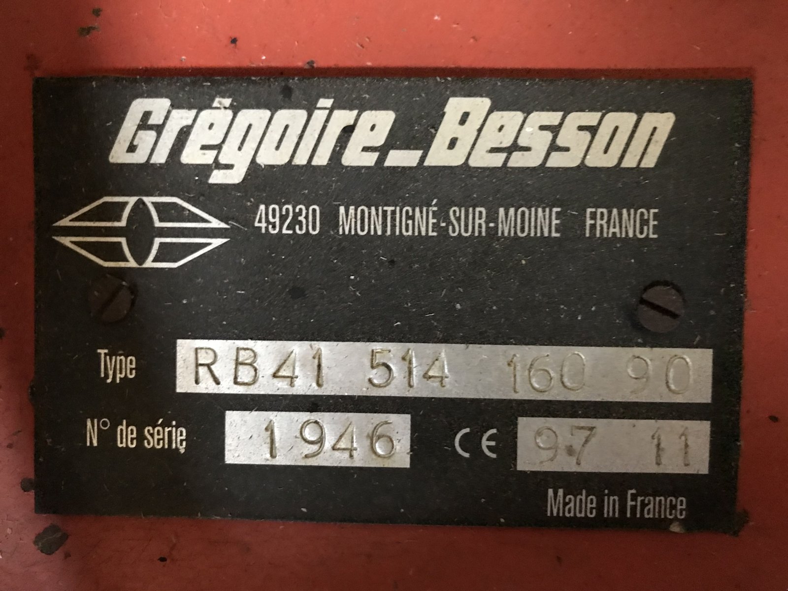 Pflug typu Gregoire-Besson RB41, Gebrauchtmaschine w les hayons (Zdjęcie 5)