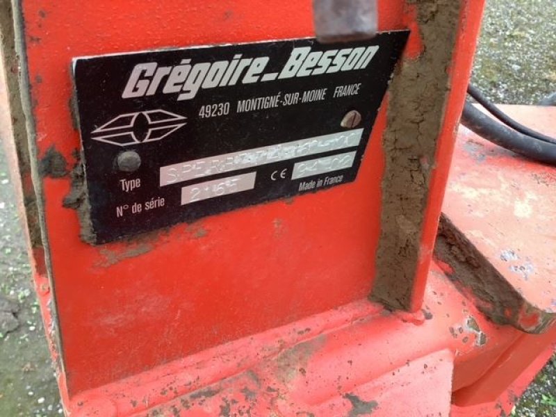 Pflug of the type Gregoire-Besson SPERB7, Gebrauchtmaschine in les hayons (Picture 8)