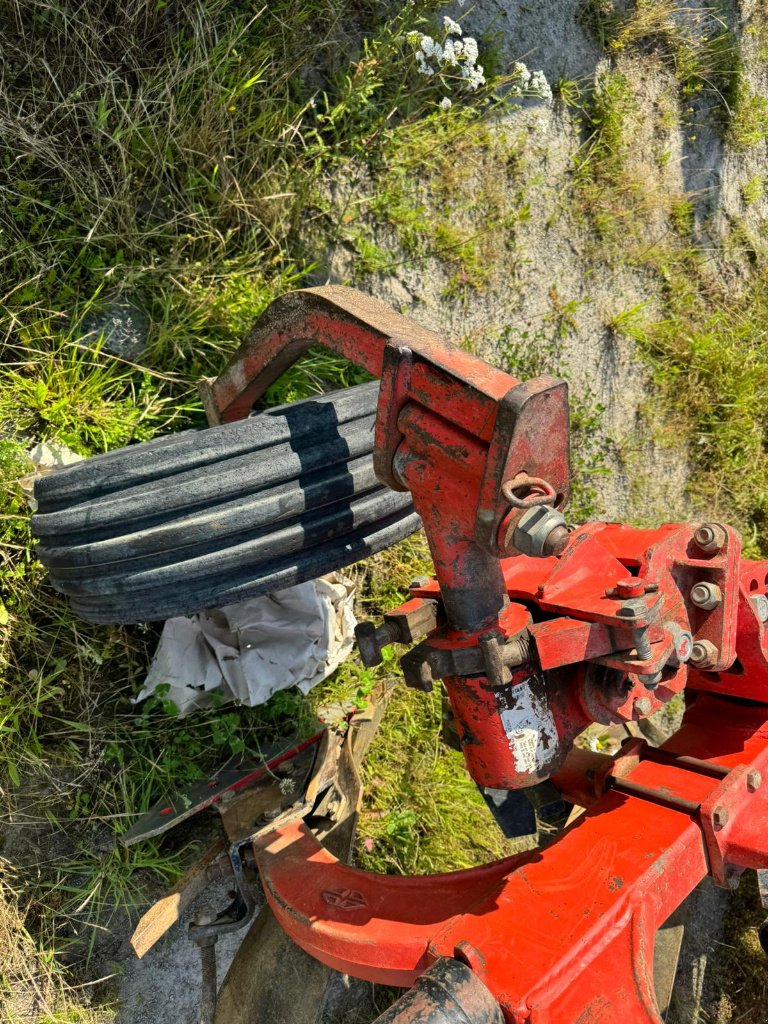 Pflug del tipo Gregoire RY47, Gebrauchtmaschine en GUERET (Imagen 10)