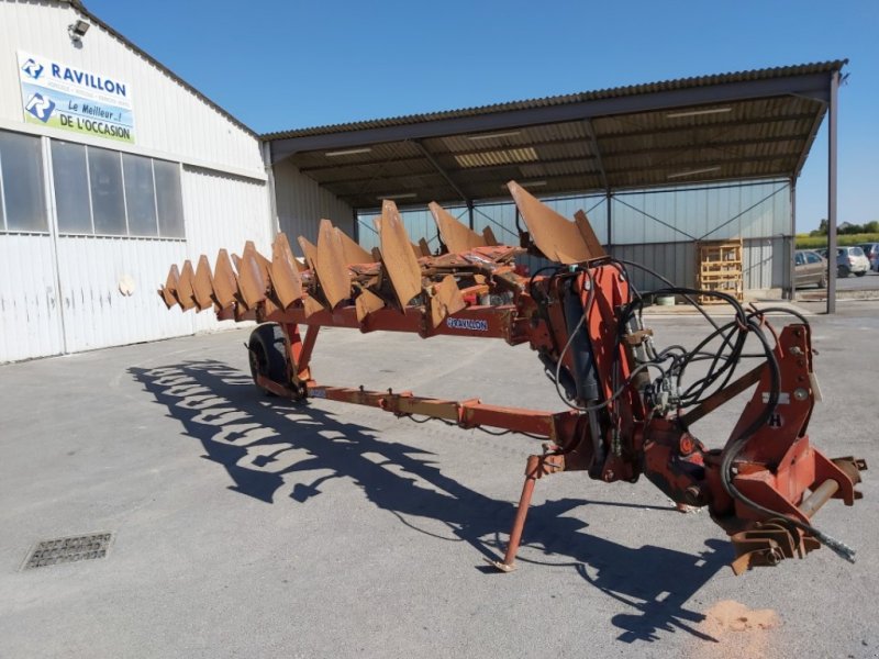 Pflug des Typs Huard 8 FERS, Gebrauchtmaschine in VERT TOULON (Bild 1)