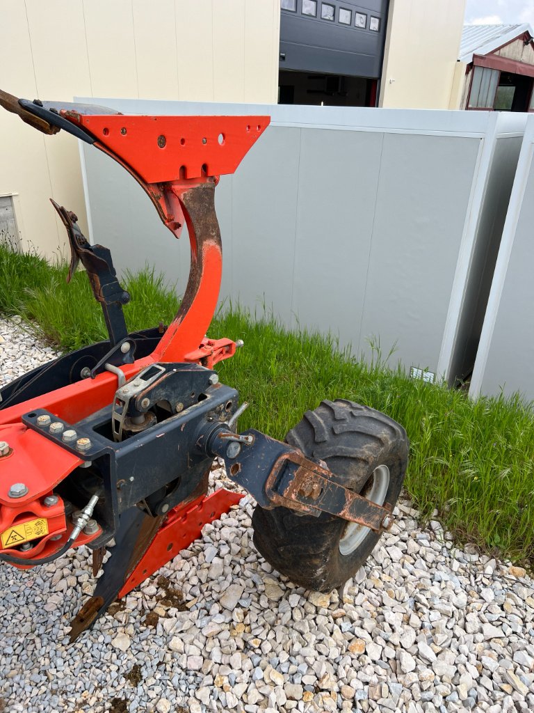 Pflug от тип Kubota RM 3005 V, Gebrauchtmaschine в Varennes le Grand (Снимка 4)