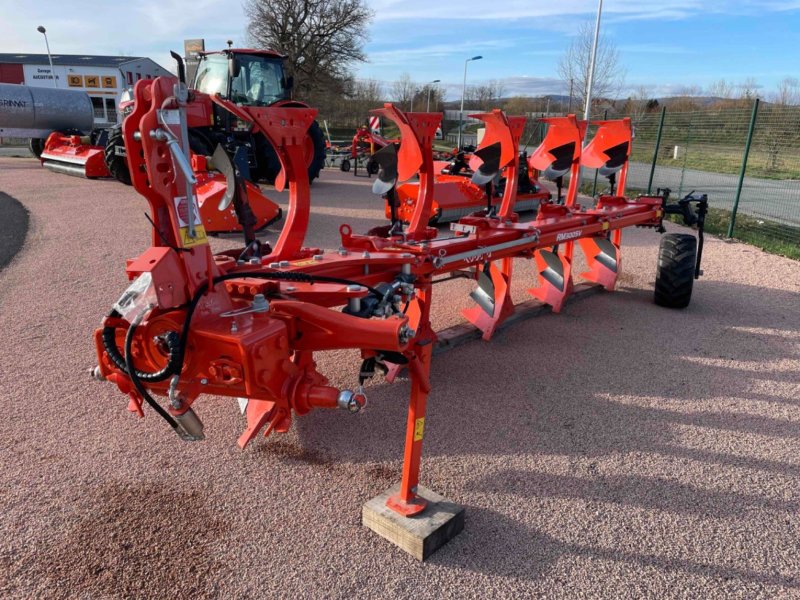 Pflug van het type Kubota RM3005V5CORPS, Gebrauchtmaschine in LA SOUTERRAINE (Foto 1)