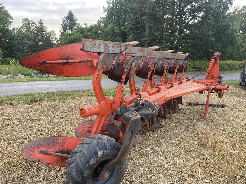 Pflug des Typs Kuhn 5f VariMaster 151 NSH velholdt, Gebrauchtmaschine in øster ulslev (Bild 3)