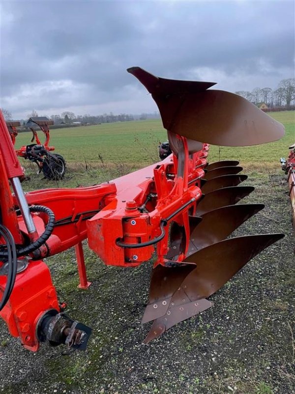 Pflug del tipo Kuhn 6F Kuhn VariMaster 153, Gebrauchtmaschine en Sakskøbing (Imagen 5)