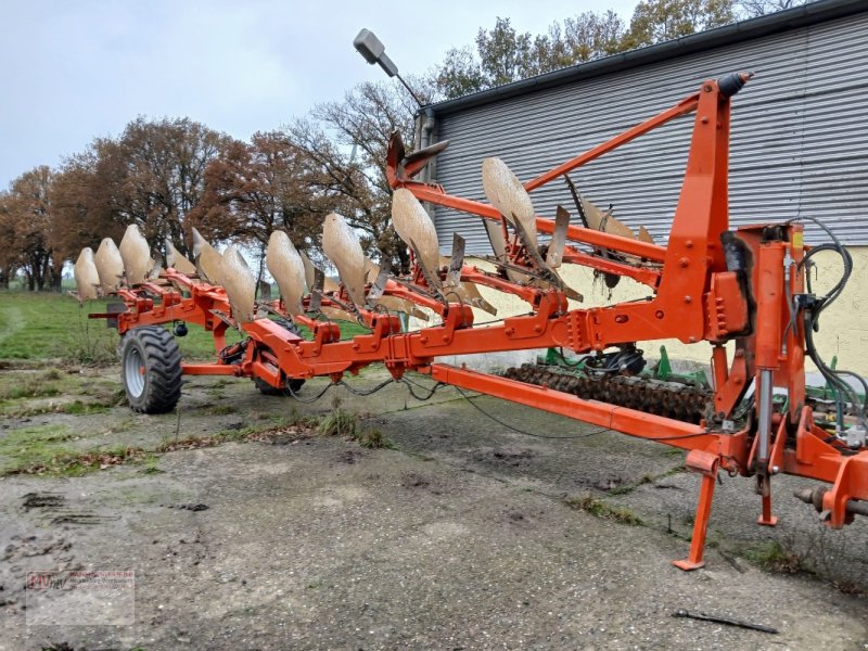 Pflug tip Kuhn Challenger 8-Schar, Gebrauchtmaschine in Neubrandenburg (Poză 1)