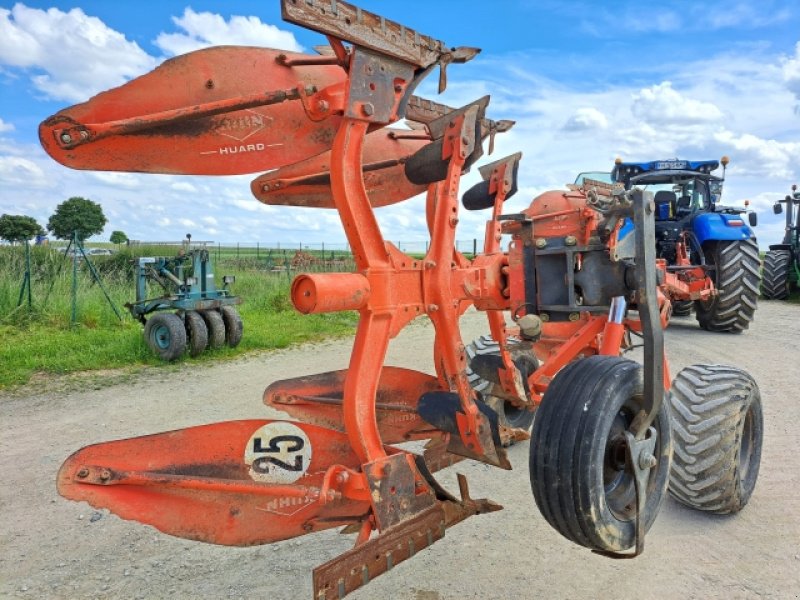 Pflug tip Kuhn CHALLENGER, Gebrauchtmaschine in PITHIVIERS Cedex (Poză 8)