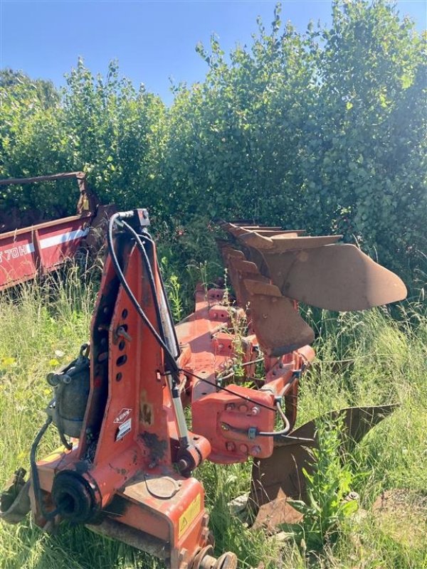 Pflug del tipo Kuhn MASTER 120, Gebrauchtmaschine In Søllested (Immagine 1)