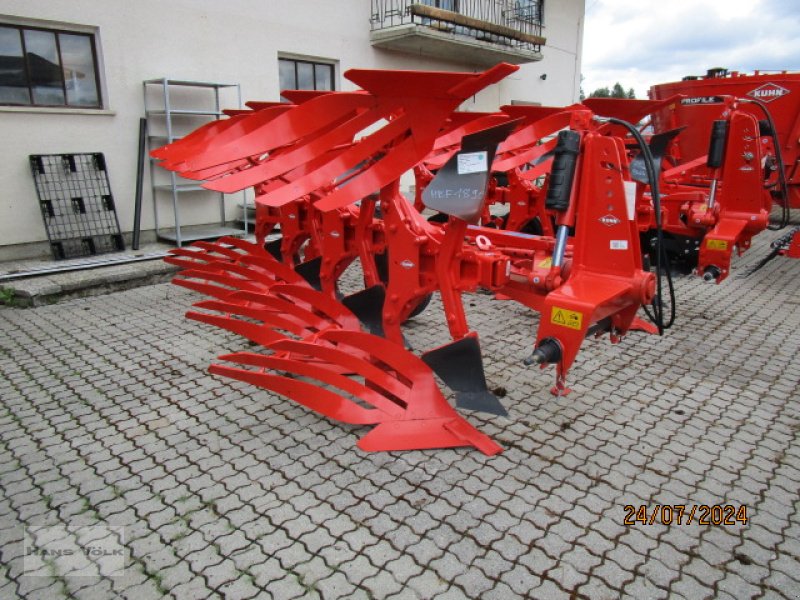 Pflug of the type Kuhn MM 113, Neumaschine in Soyen (Picture 1)