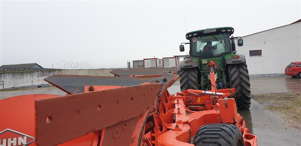 Pflug van het type Kuhn Multi Leader 6/8 T42, Gebrauchtmaschine in  (Foto 3)