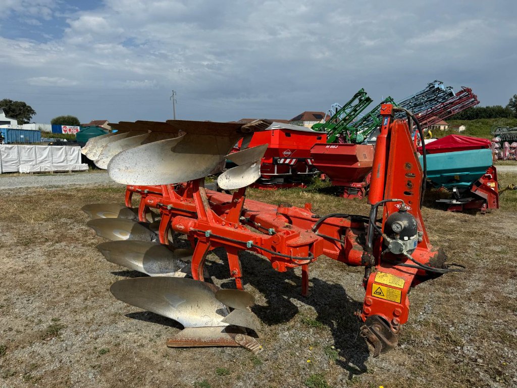 Pflug a típus Kuhn Multi master 121, Gebrauchtmaschine ekkor: GUERET (Kép 4)