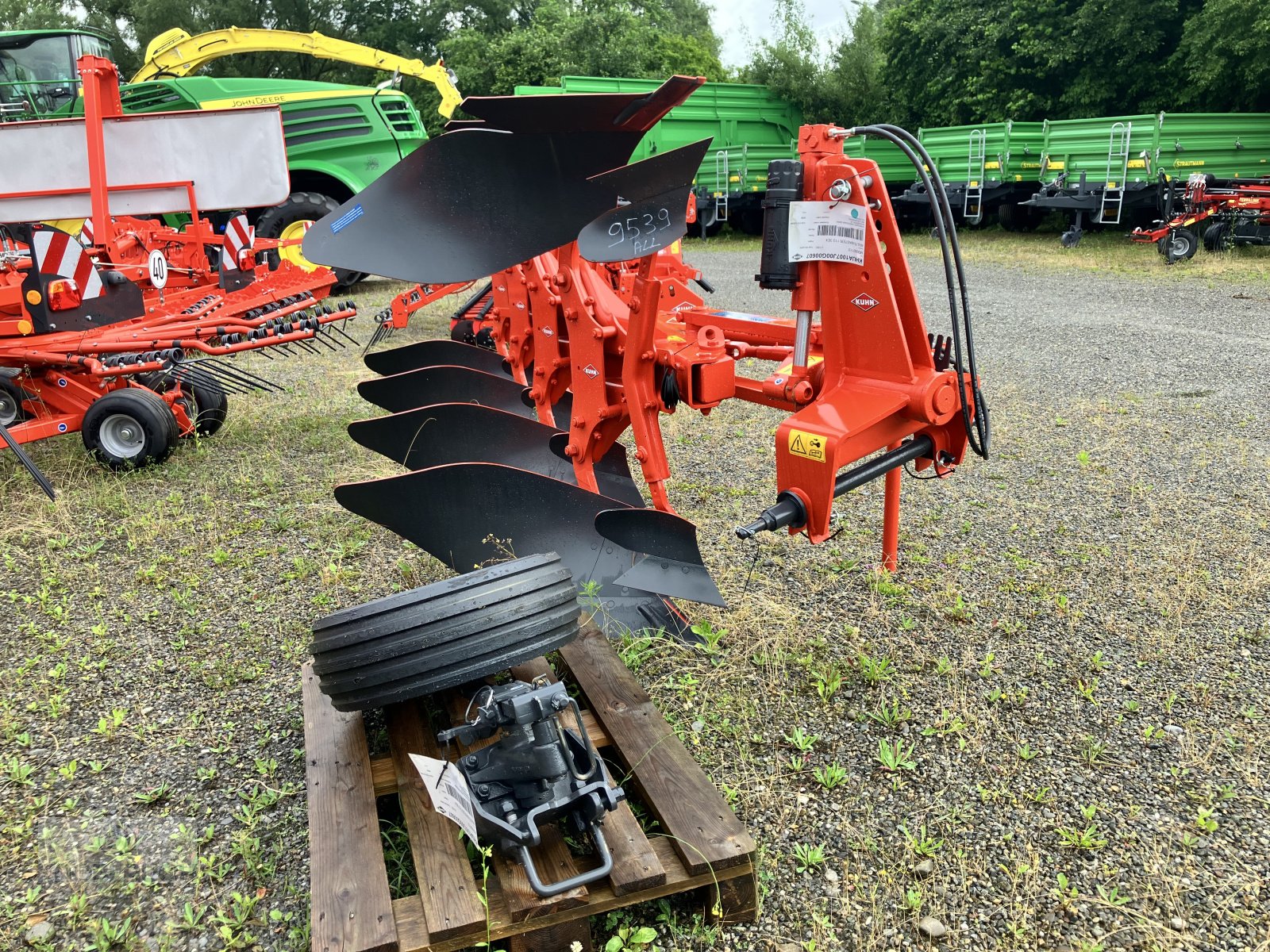 Pflug del tipo Kuhn Multimaster 113, Neumaschine In Ravensburg (Immagine 2)