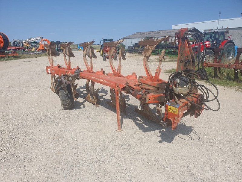 Pflug del tipo Kuhn VARI-M 151, Gebrauchtmaschine en PITHIVIERS Cedex (Imagen 2)