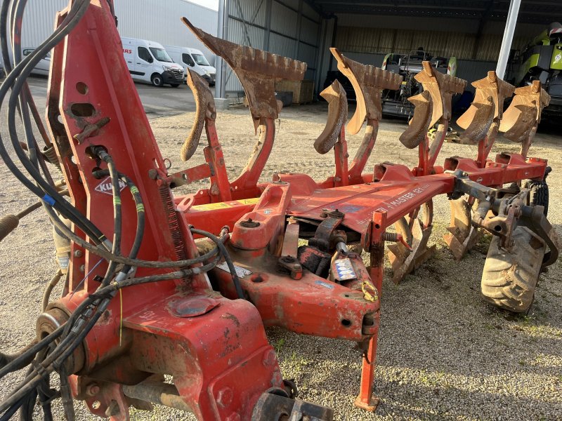 Pflug tipa Kuhn VARI MASTER 121, Gebrauchtmaschine u PONTIVY (Slika 1)