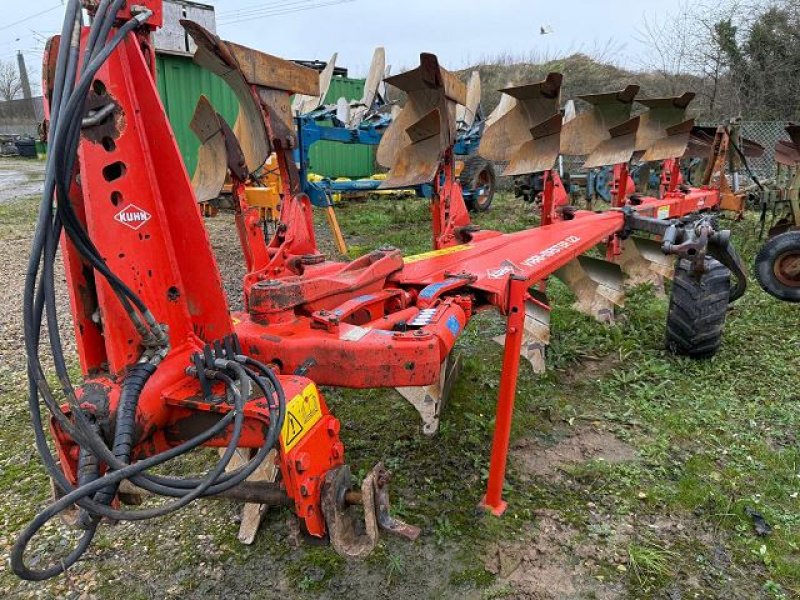 Pflug van het type Kuhn VARI MASTER 122, Gebrauchtmaschine in BOSC LE HARD (Foto 2)