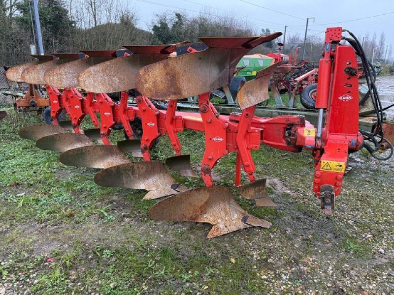 Pflug van het type Kuhn VARI MASTER 122, Gebrauchtmaschine in BOSC LE HARD (Foto 1)