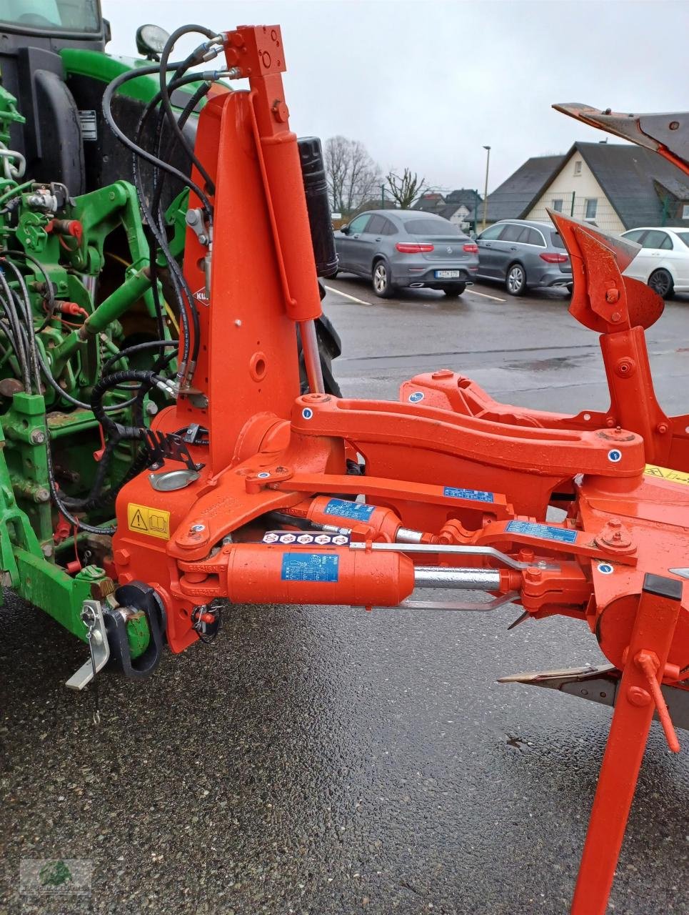 Pflug van het type Kuhn Vari-Master 123 4E+1, Neumaschine in Steinwiesen (Foto 12)