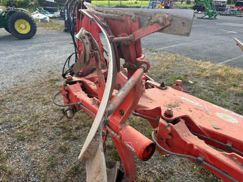 Pflug van het type Kuhn Vari master 123 -  DESTOCKAGE, Gebrauchtmaschine in GUERET (Foto 11)