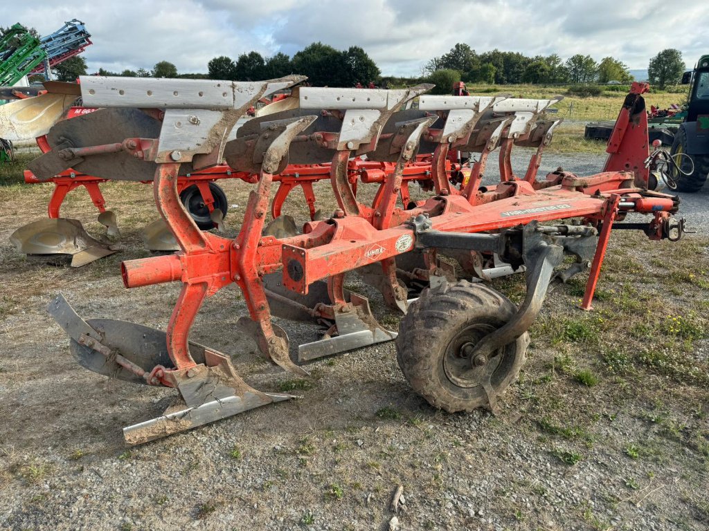 Pflug des Typs Kuhn Vari master 123 -  DESTOCKAGE, Gebrauchtmaschine in GUERET (Bild 2)