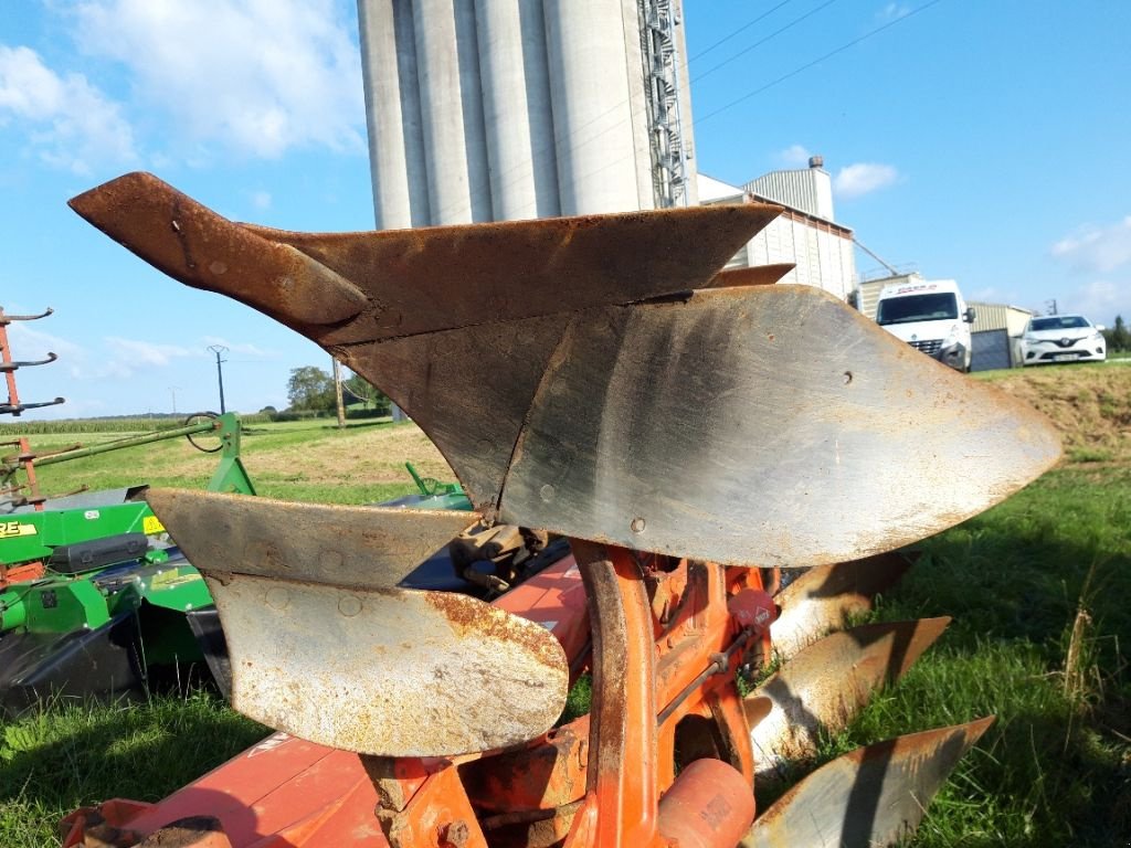 Pflug tip Kuhn VARI MASTER 152, Gebrauchtmaschine in BRAS SUR MEUSE (Poză 4)