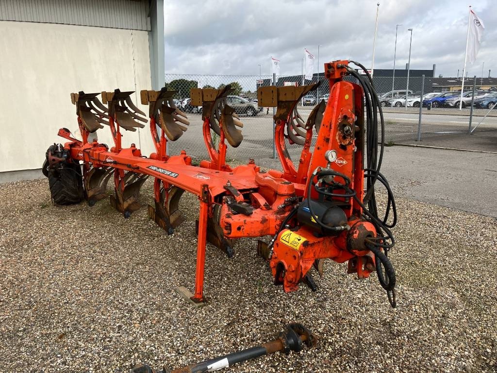 Pflug del tipo Kuhn Vari-Master 153 NSH, Gebrauchtmaschine en Brønderslev (Imagen 2)