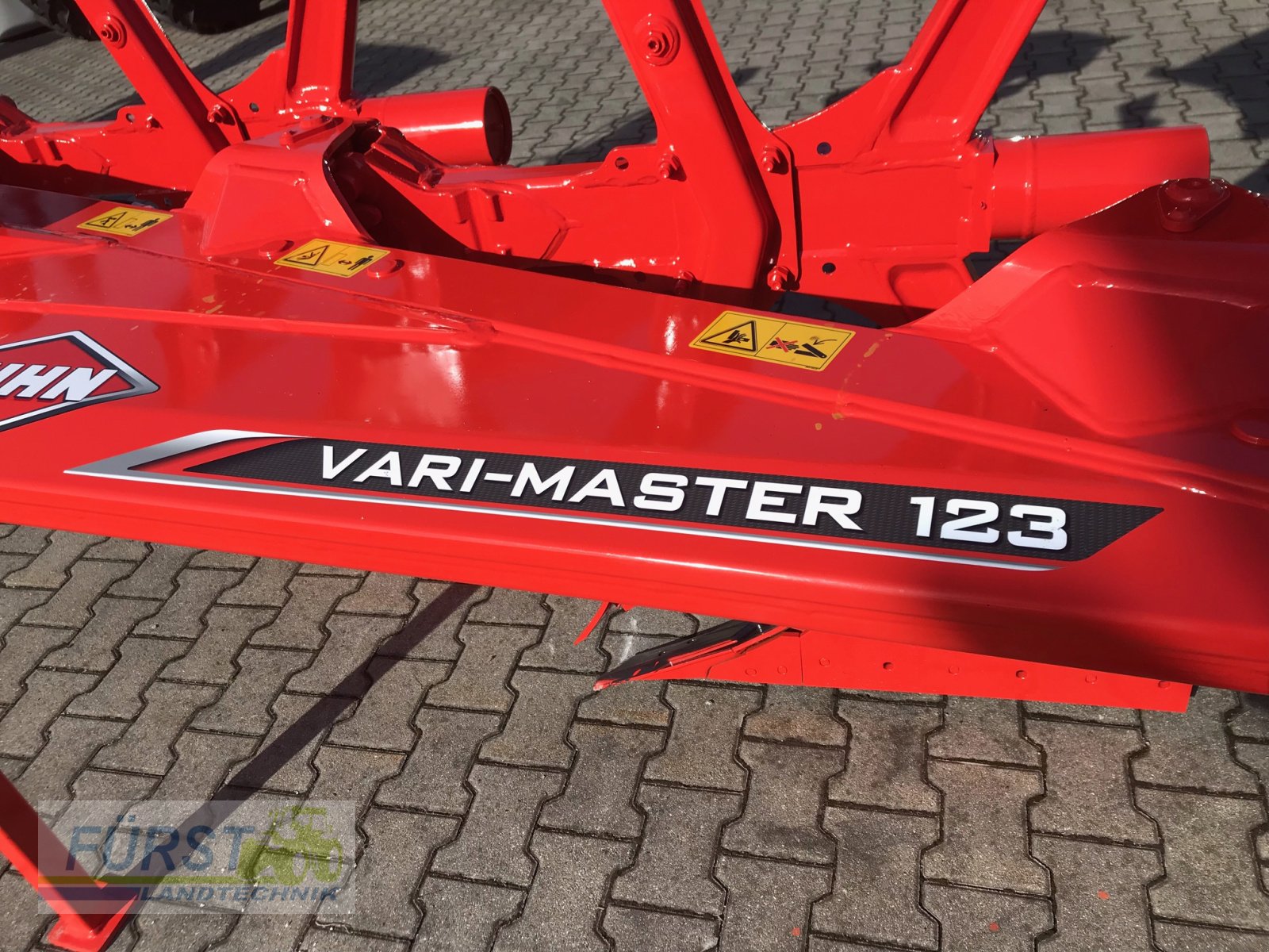 Pflug za tip Kuhn VariMaster 123 4E/5H, Neumaschine u Perlesreut (Slika 4)