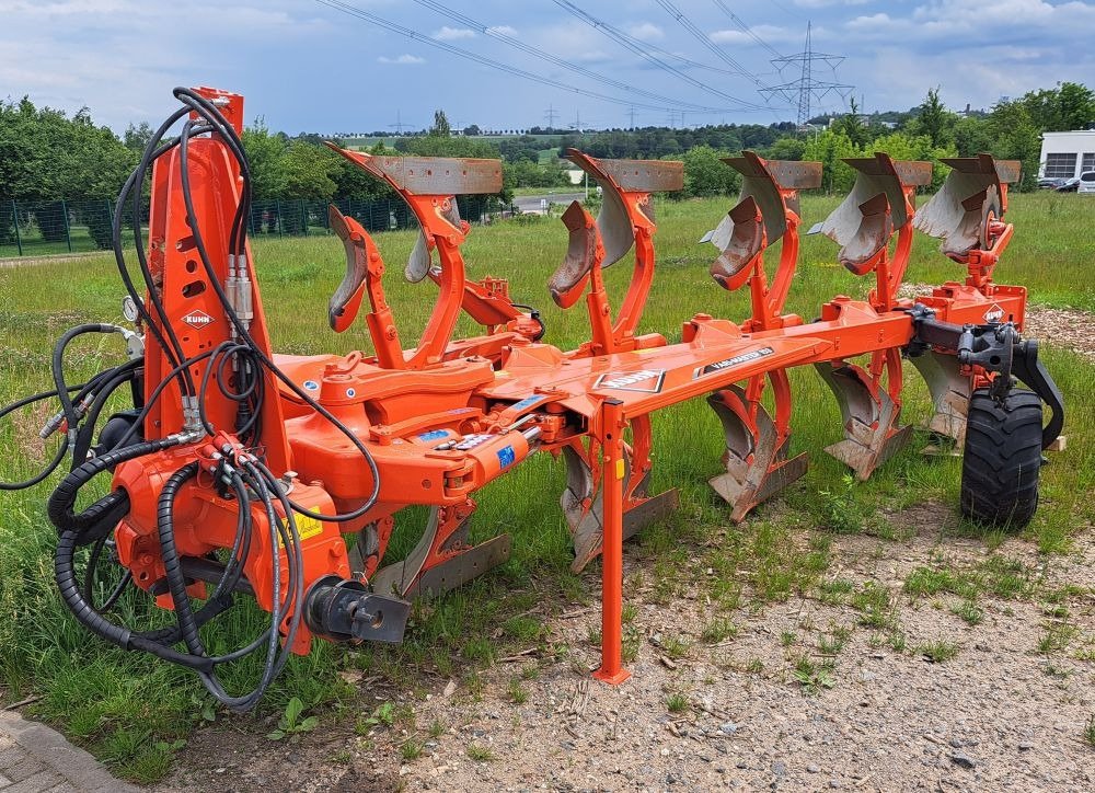 Pflug Türe ait Kuhn Varimaster 153, Vorführmaschine içinde Freiberg (resim 4)