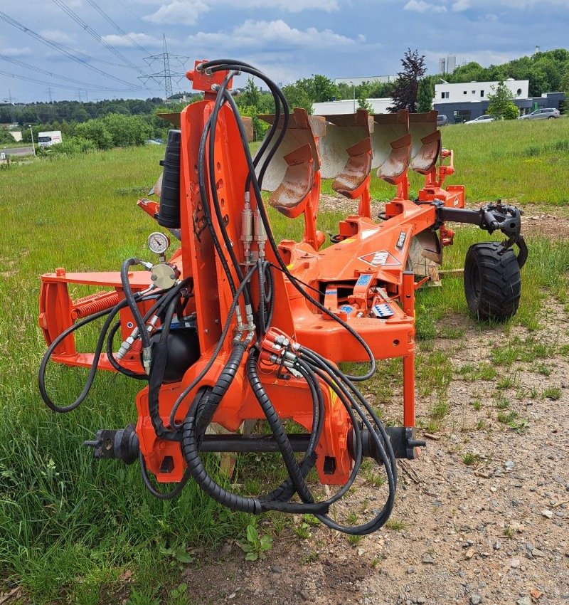 Pflug Türe ait Kuhn Varimaster 153, Vorführmaschine içinde Freiberg (resim 10)