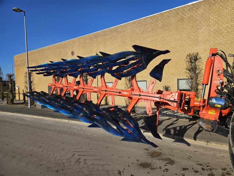 Pflug des Typs Kuhn Varimaster 153NSH T4+1, Gebrauchtmaschine in Nykøbing Falster