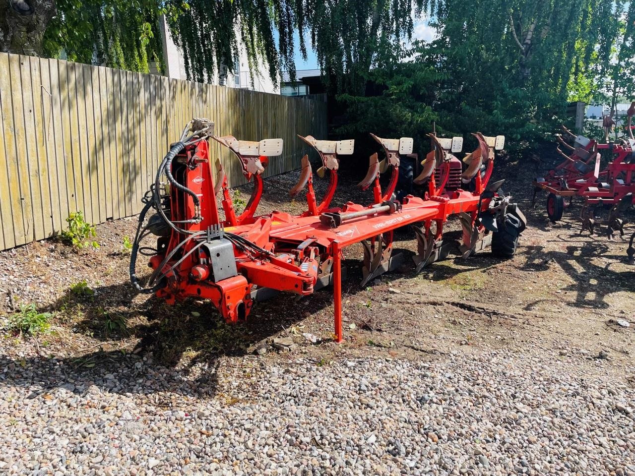 Pflug del tipo Kuhn VARIMASTER 182, Gebrauchtmaschine In Middelfart (Immagine 2)